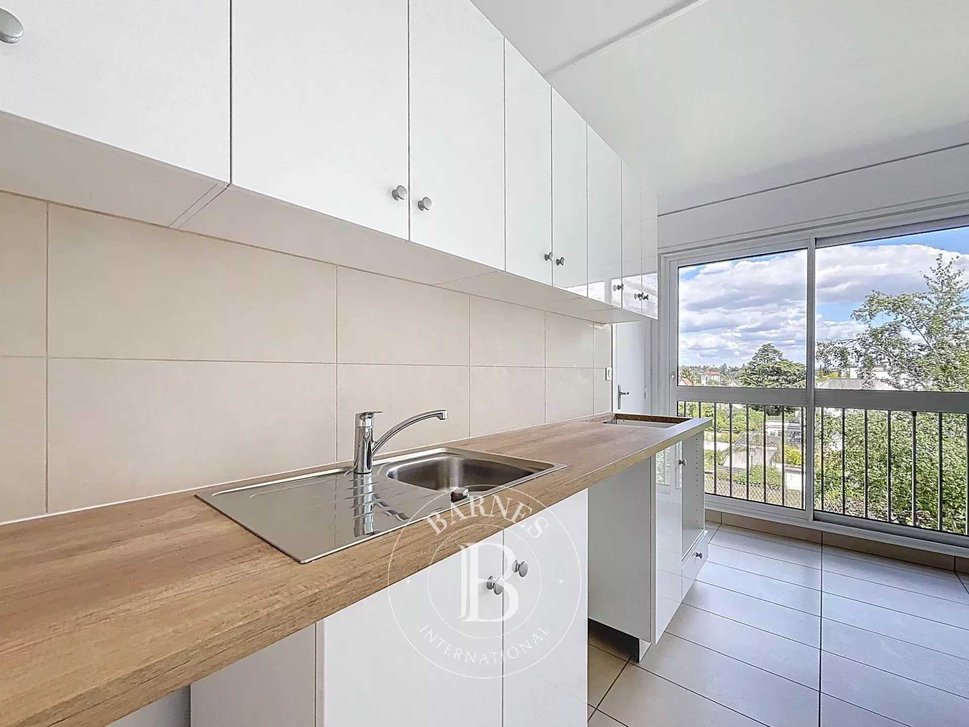 Apartment Garches  -  ref 86091364 (picture 2)