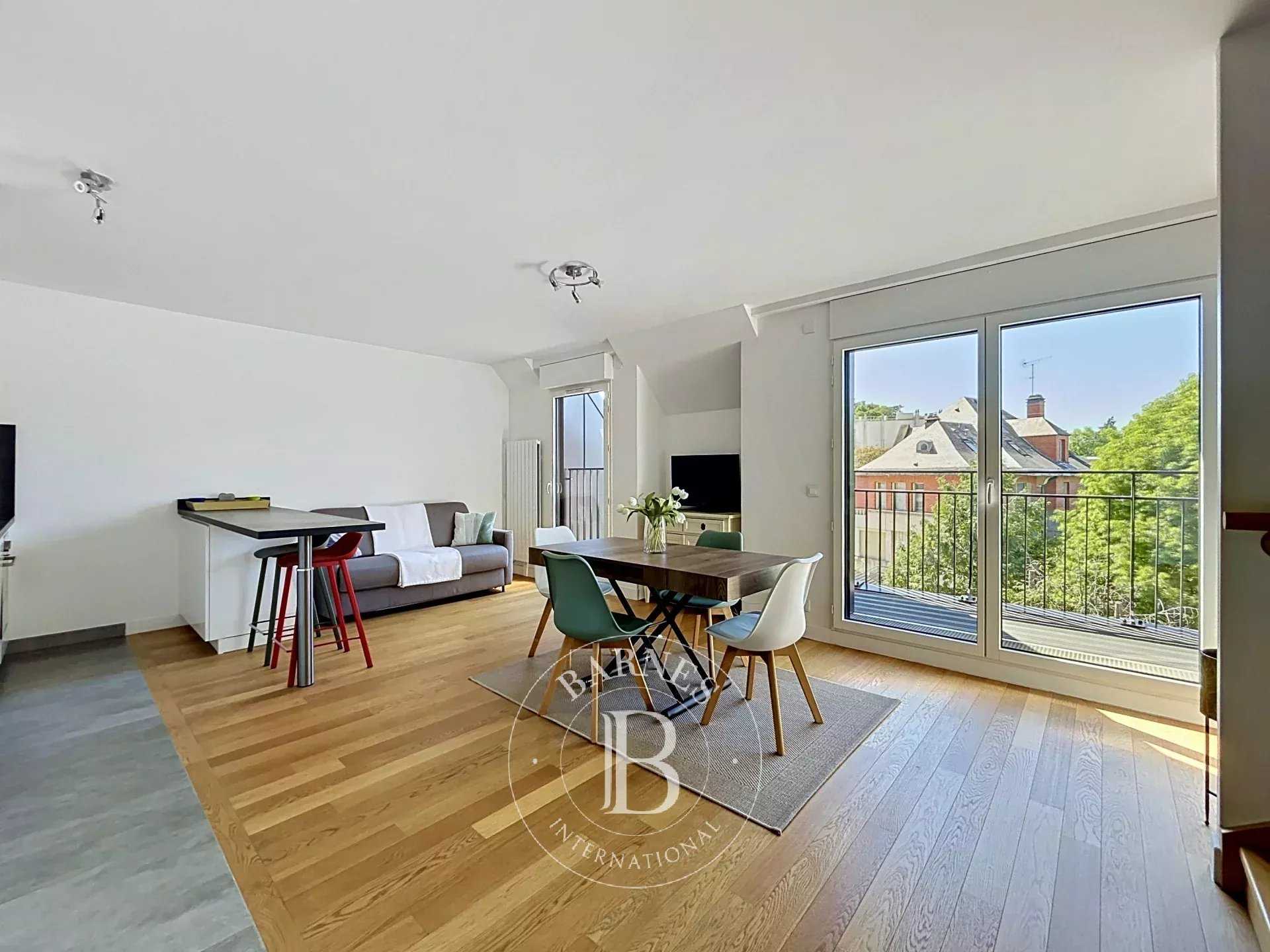 Appartement Versailles  -  ref 86977602 (picture 1)