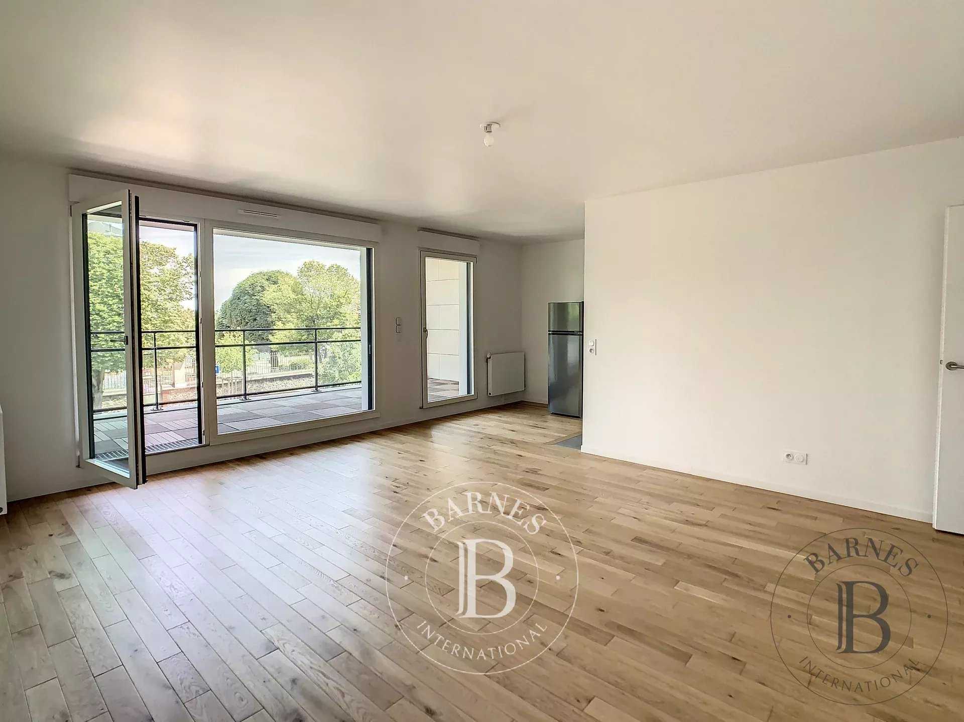 Appartement Saint-Cloud  -  ref 7245083 (picture 2)