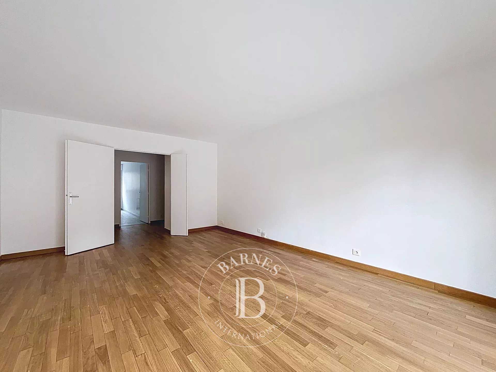 Apartment Boulogne-Billancourt  -  ref 85967184 (picture 3)