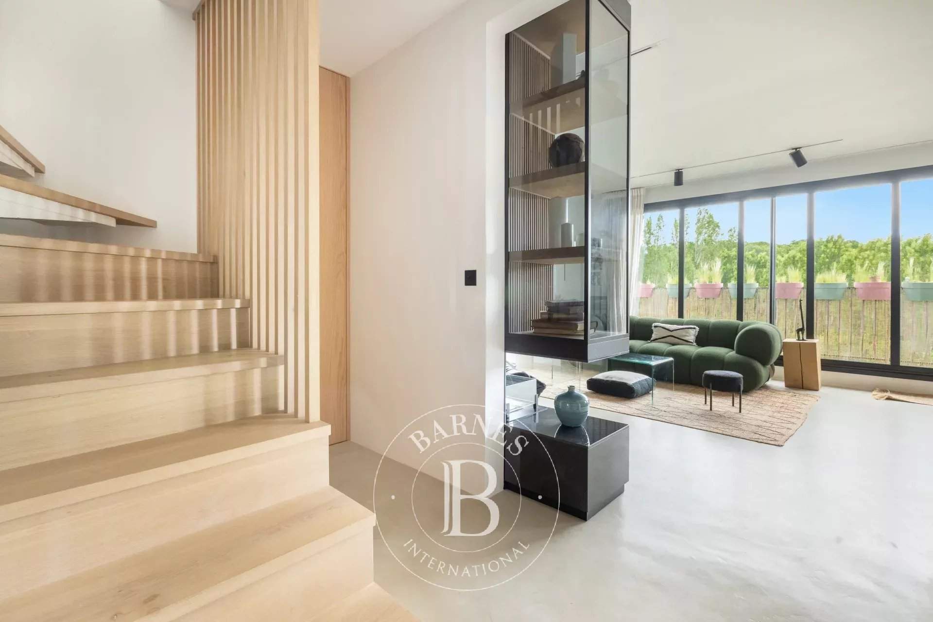 Vaucresson  - Apartment 2 Bedrooms - picture 5