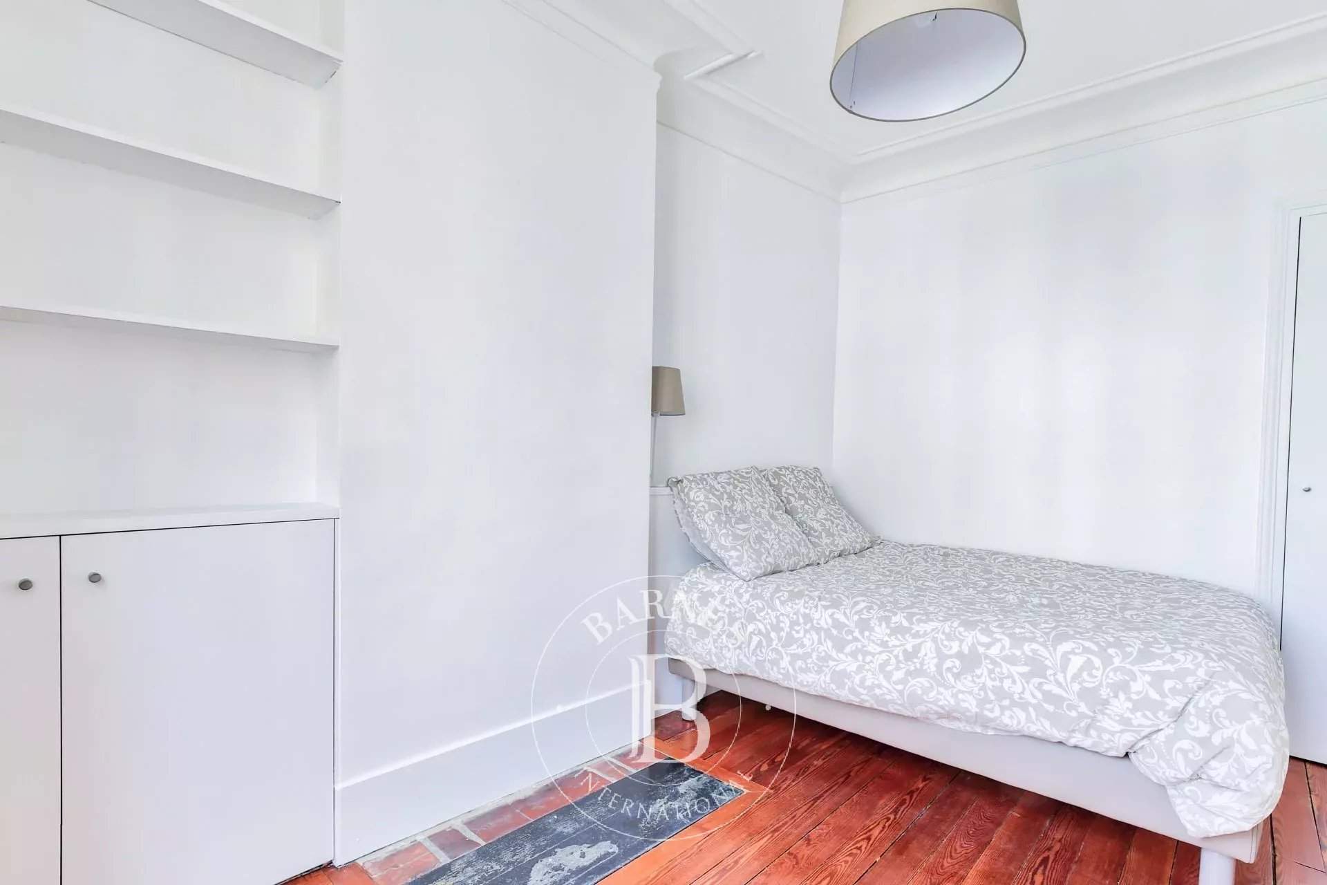 Boulogne-Billancourt  - Appartement 2 Pi&egrave;ces, 1 Chambre - picture 6