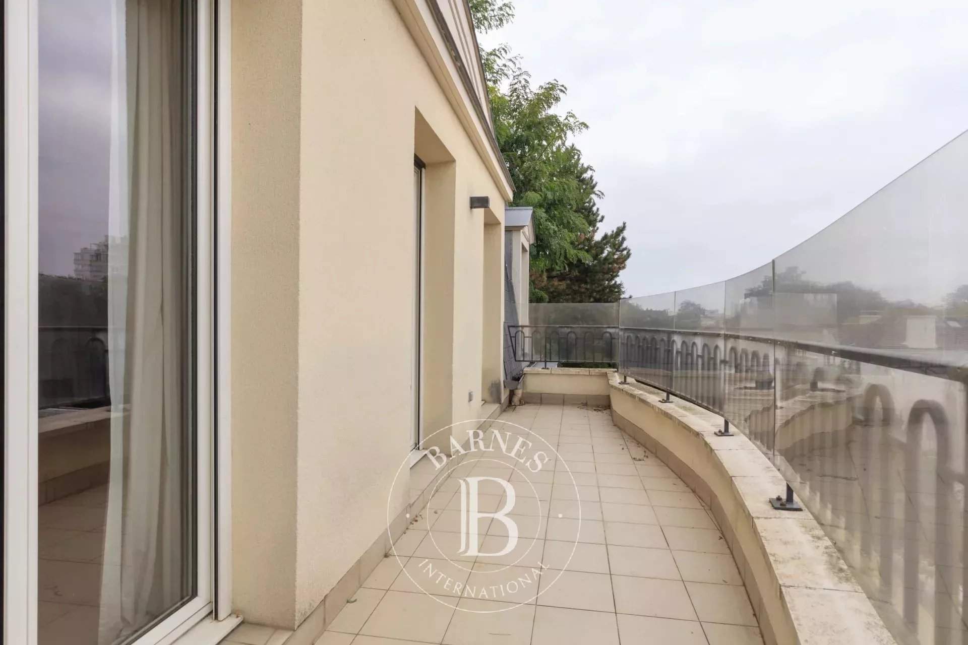 Saint-Cloud  - Apartment 4 Bedrooms - picture 18
