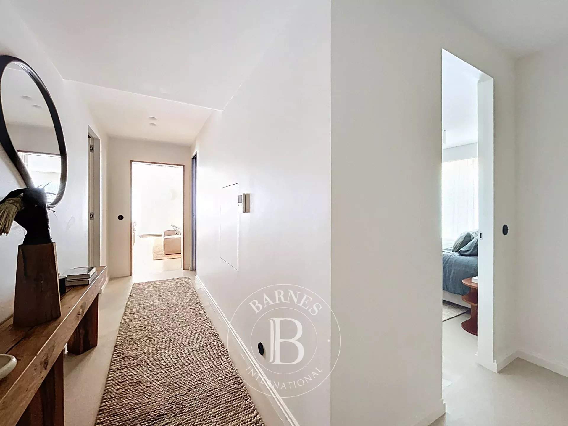 Garches  - Apartment 3 Bedrooms - picture 8