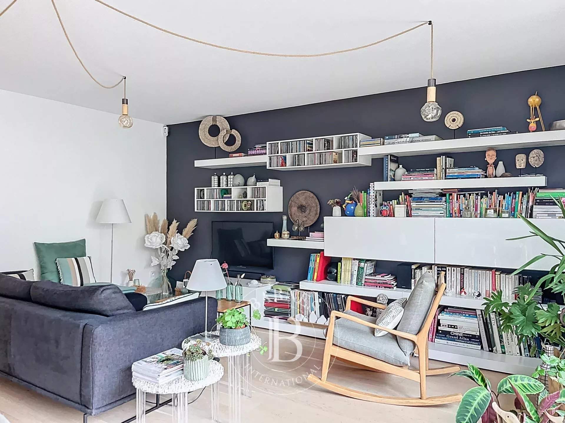 Suresnes  - House 4 Bedrooms - picture 14