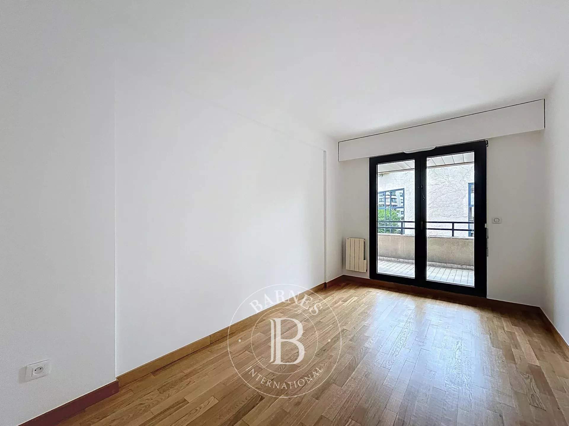 Boulogne-Billancourt  - Apartment 4 Bedrooms - picture 8