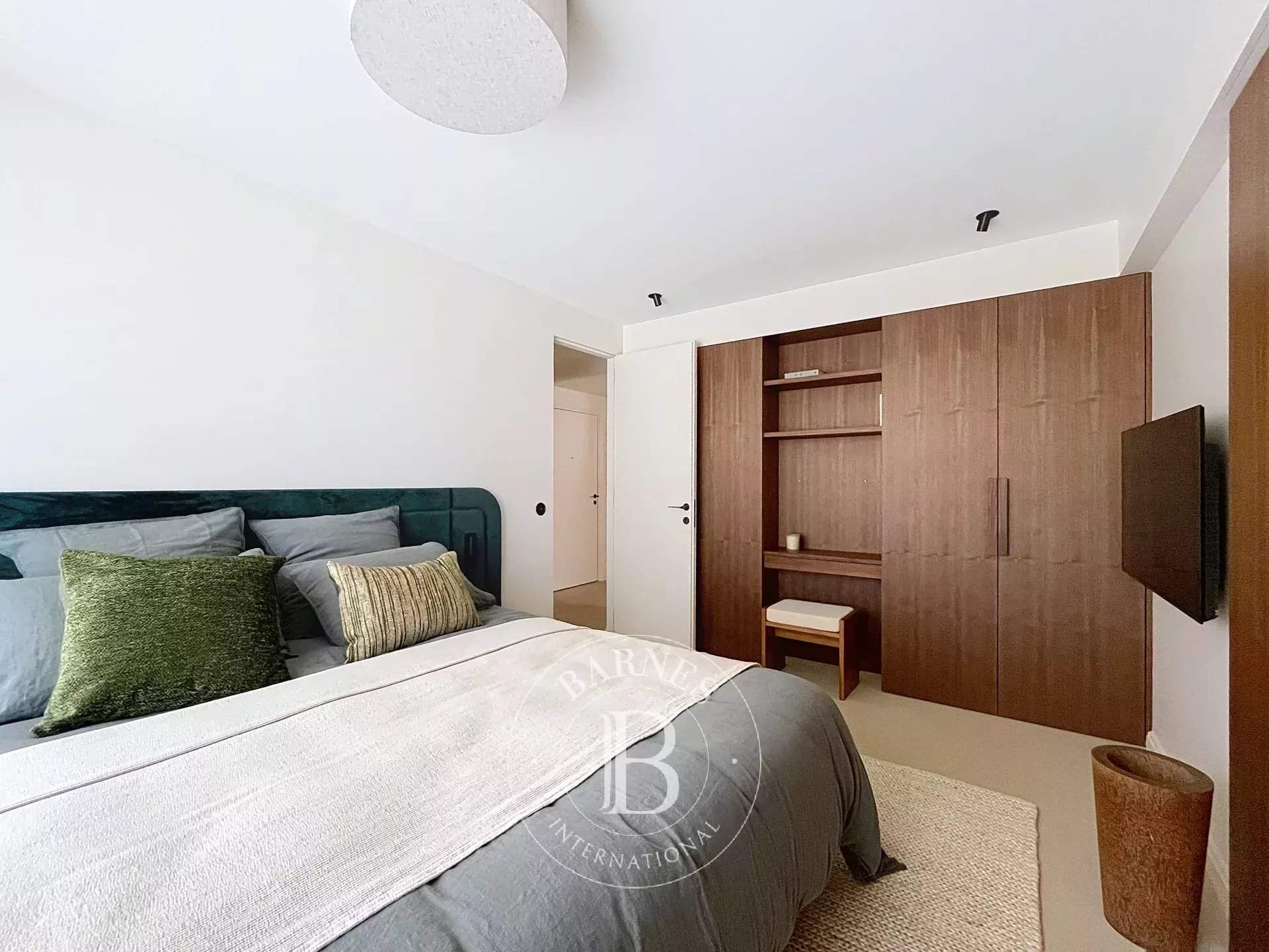 Garches  - Apartment 3 Bedrooms - picture 13