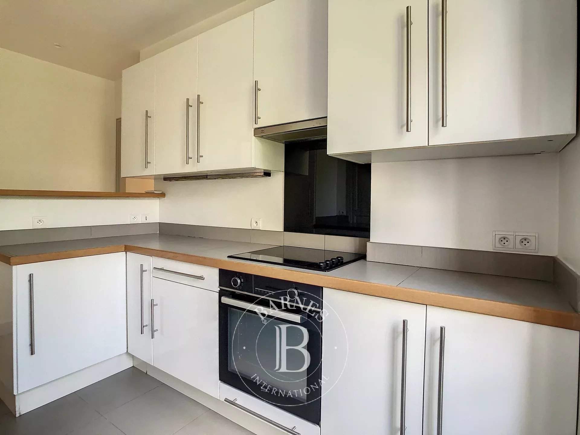 Versailles  - Appartement 7 Pi&egrave;ces 5 Chambres - picture 7