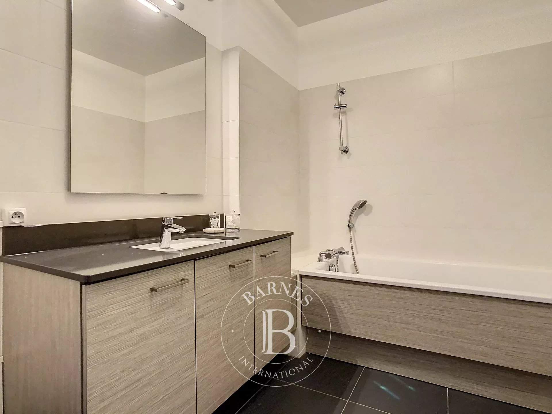Boulogne-Billancourt  - Dúplex 5 Cuartos 4 Habitaciones - picture 7