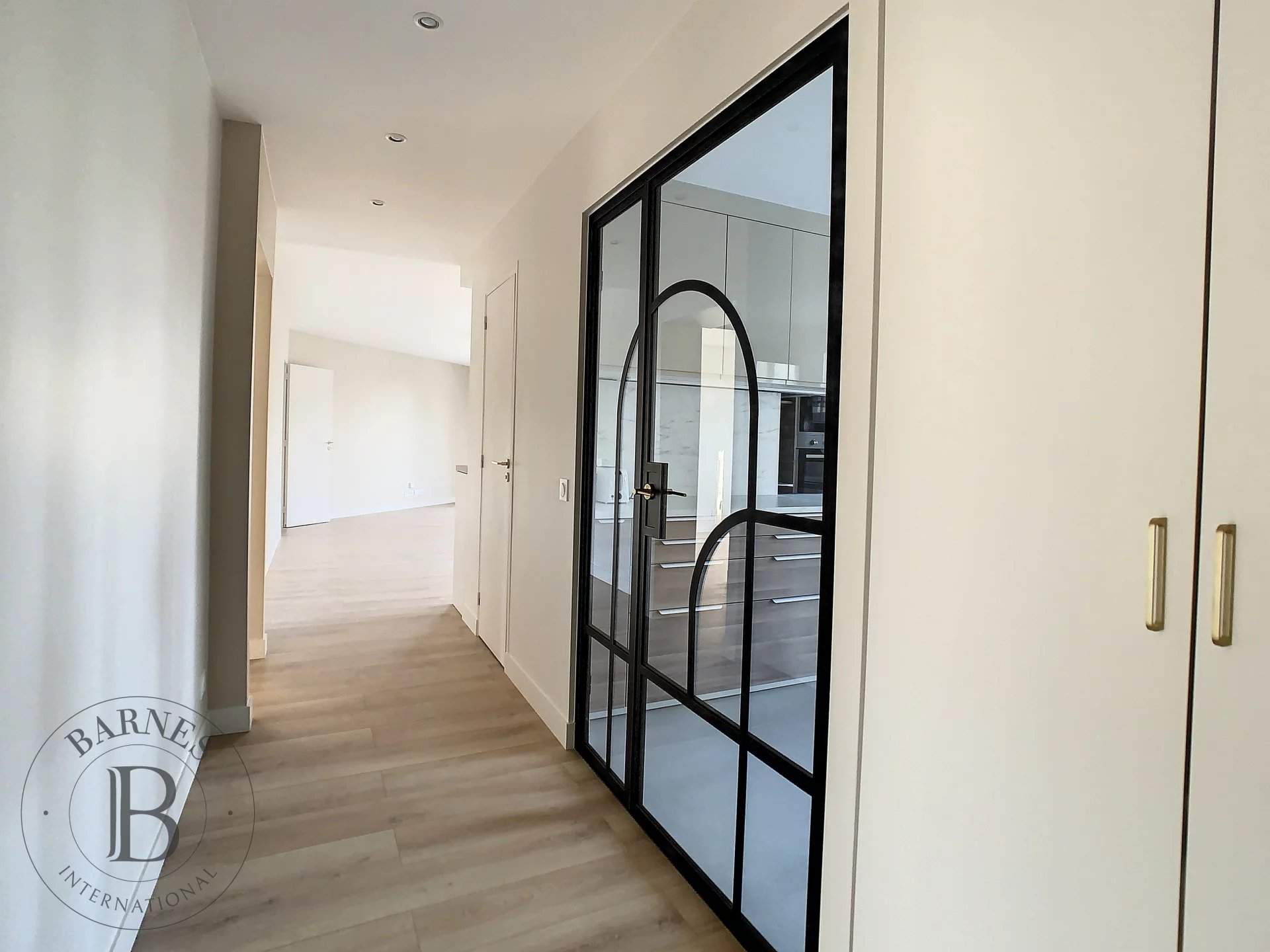 Saint-Cloud  - Appartement 4 Pi&egrave;ces 3 Chambres - picture 3