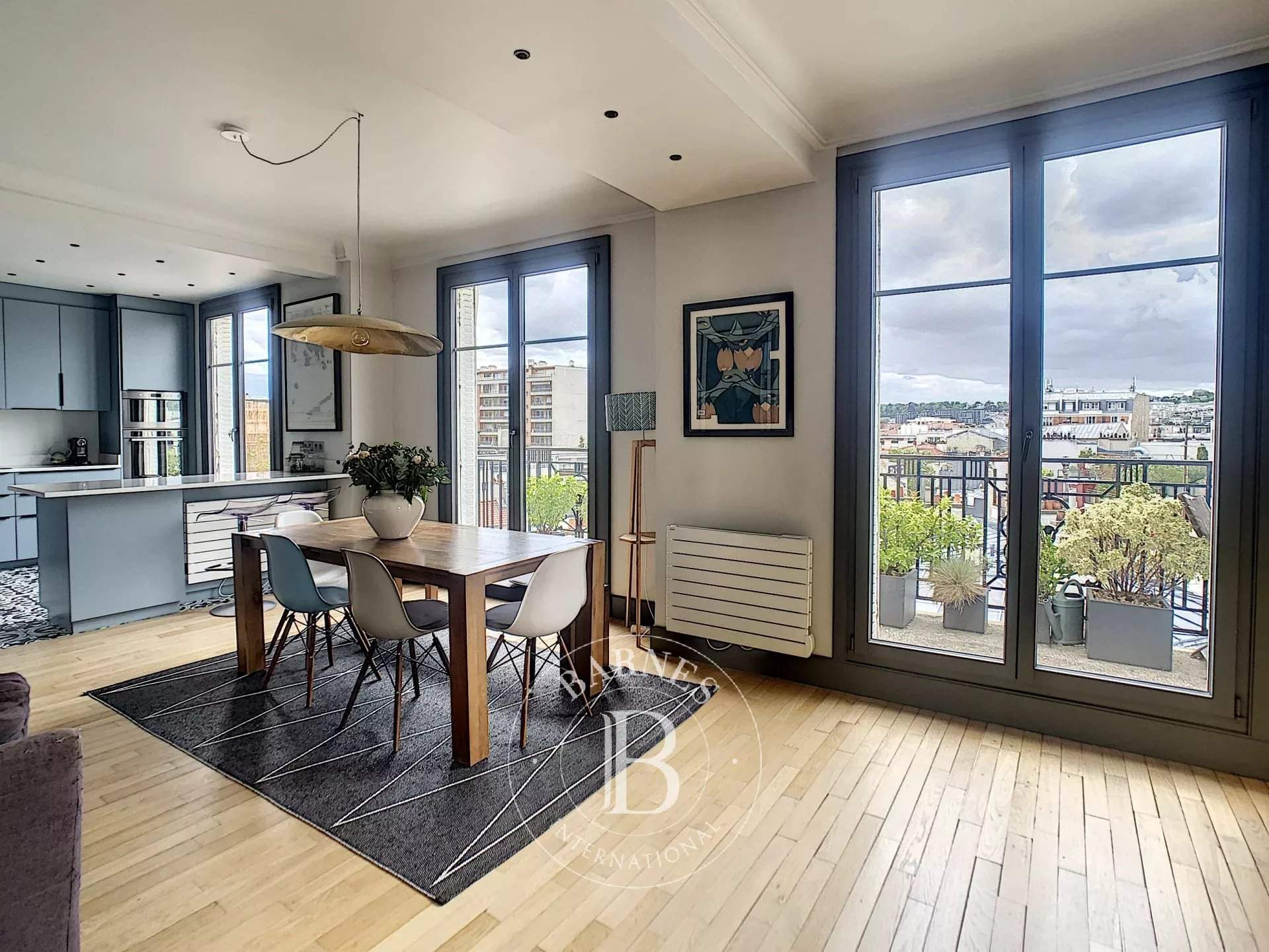 Boulogne-Billancourt  - Duplex 4 Bedrooms - picture 1