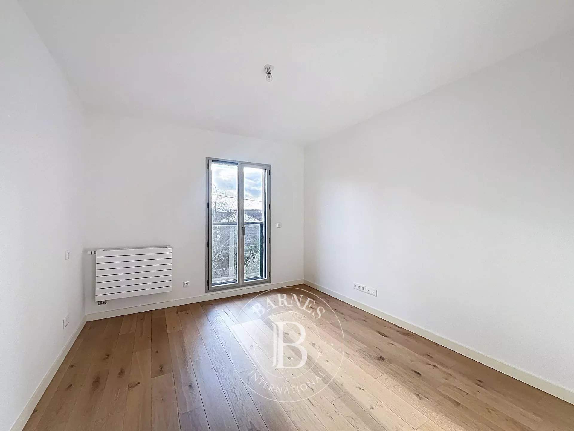 Rueil-Malmaison  - Maison 4 Pi&egrave;ces 2 Chambres - picture 12