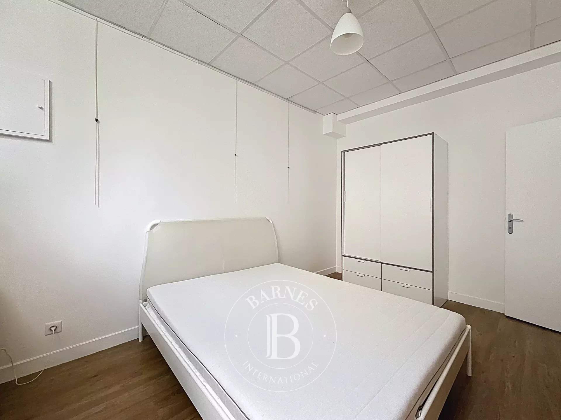Clamart  - Appartement 6 Pièces 4 Chambres - picture 9
