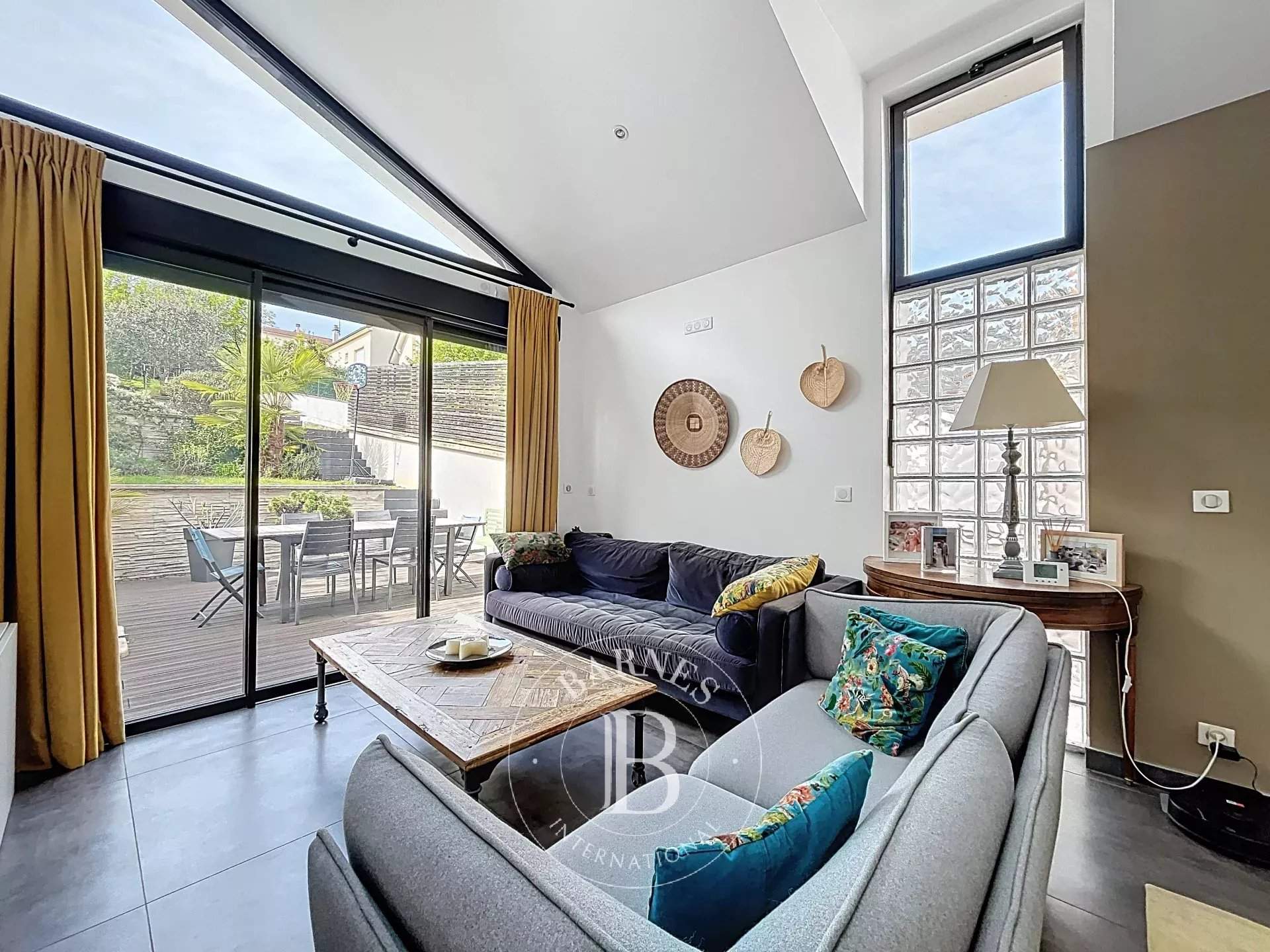 Rueil-Malmaison  - House 4 Bedrooms - picture 3