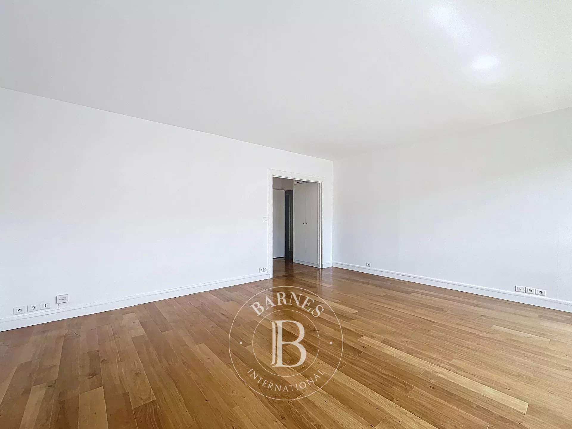 Garches  - Apartment 2 Bedrooms - picture 5