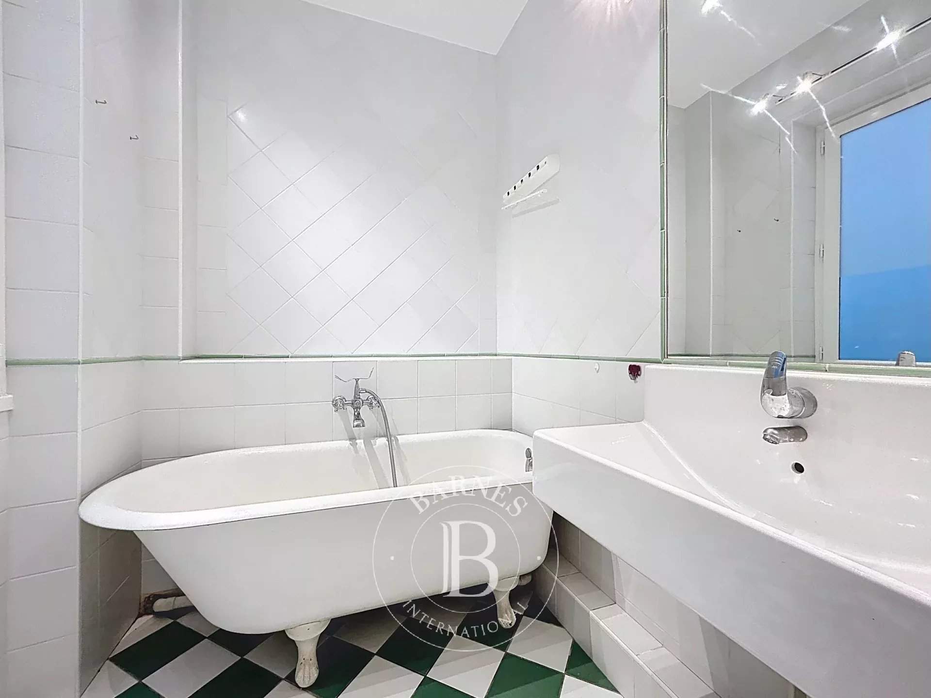 Versailles  - Appartement 6 Pi&egrave;ces 4 Chambres - picture 10