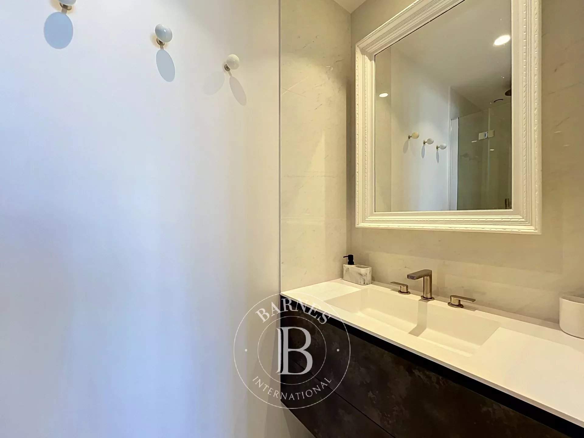 Boulogne-Billancourt  - Piso 3 Cuartos 2 Habitaciones - picture 11