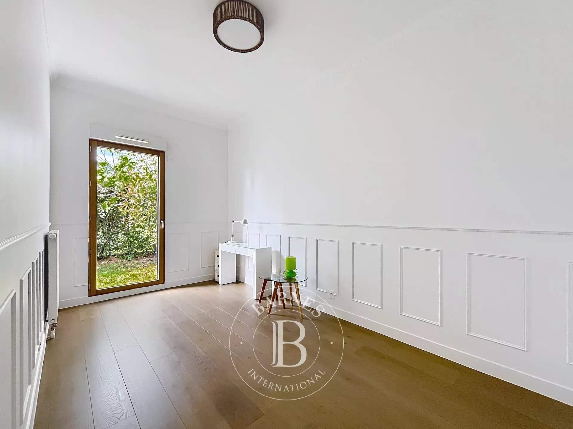 Marnes-la-Coquette  - Apartment 2 Bedrooms - picture 6