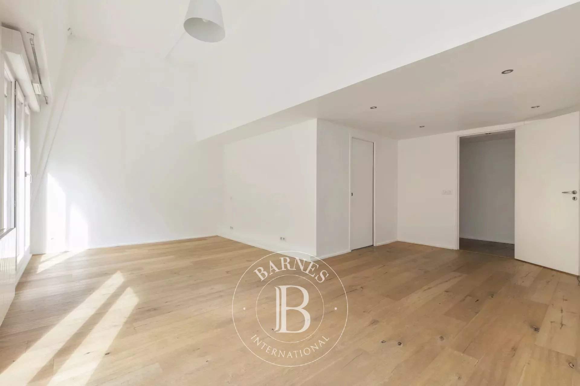 Saint-Cloud  - Apartment 4 Bedrooms - picture 11