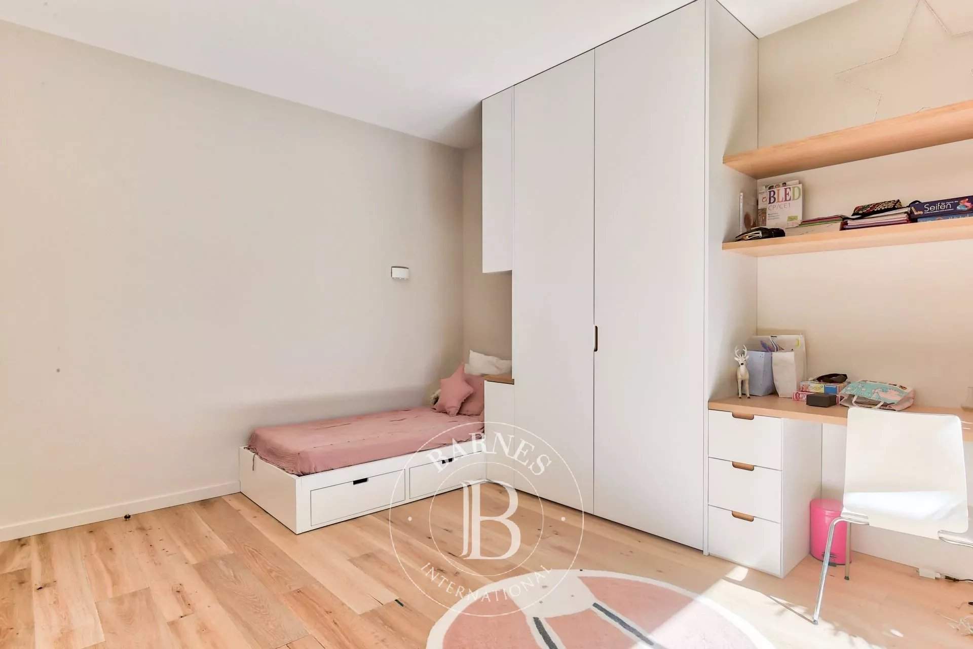 Boulogne-Billancourt  - Piso 5 Cuartos 3 Habitaciones - picture 11