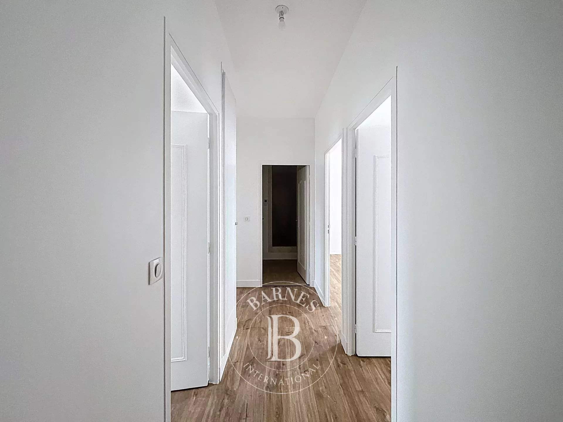 Versailles  - Appartement 6 Pièces 5 Chambres - picture 8