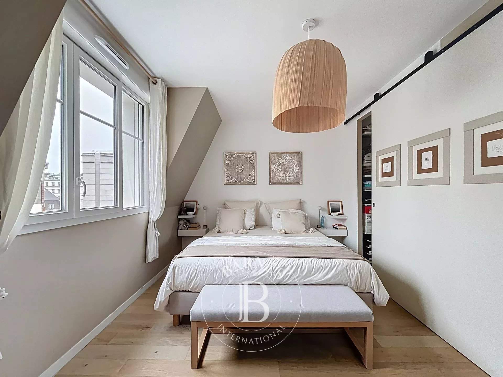 Suresnes  - House 4 Bedrooms - picture 5