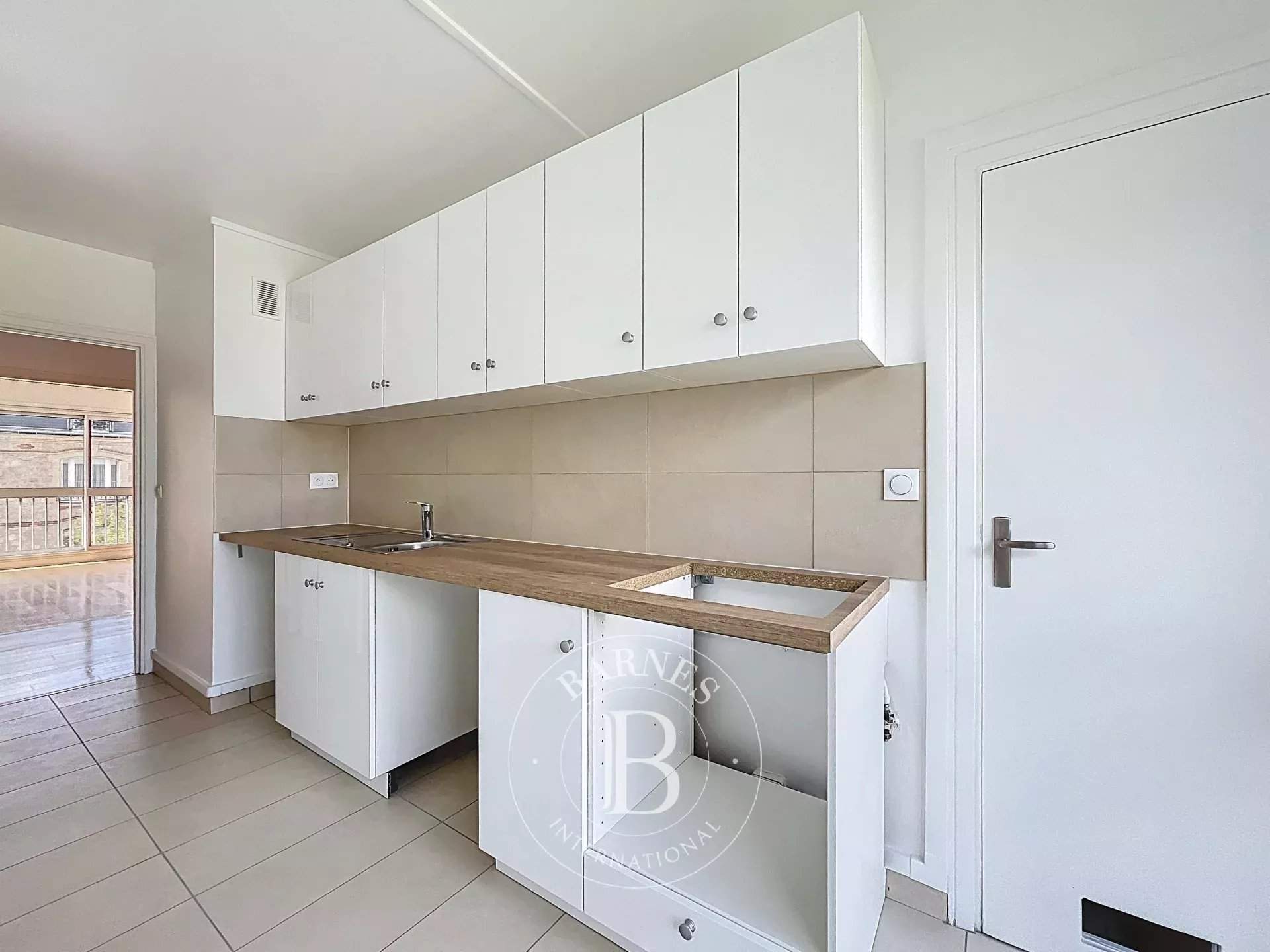 Garches  - Apartment 2 Bedrooms - picture 3