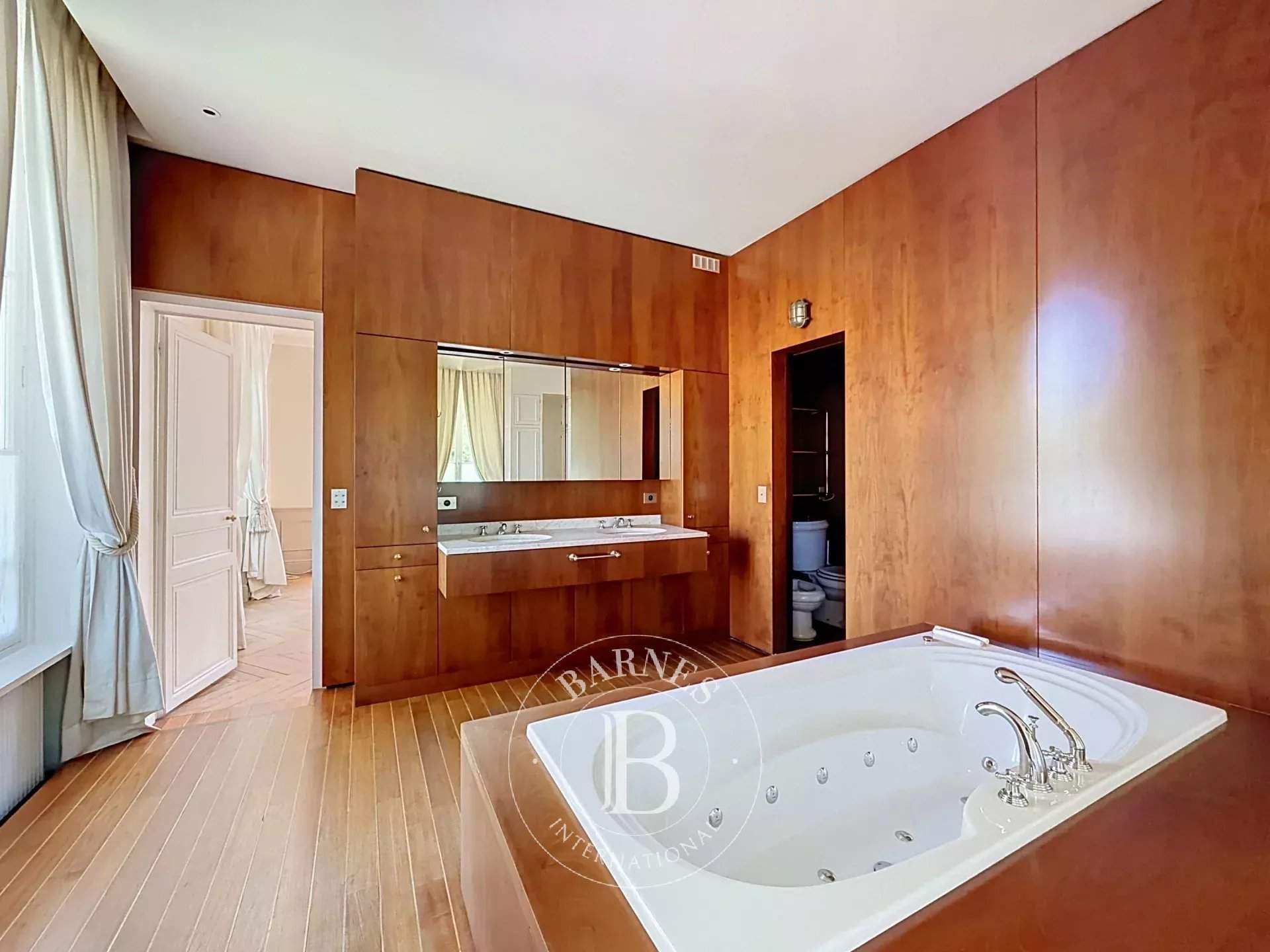 Saint-Cloud  - House 6 Bedrooms - picture 19