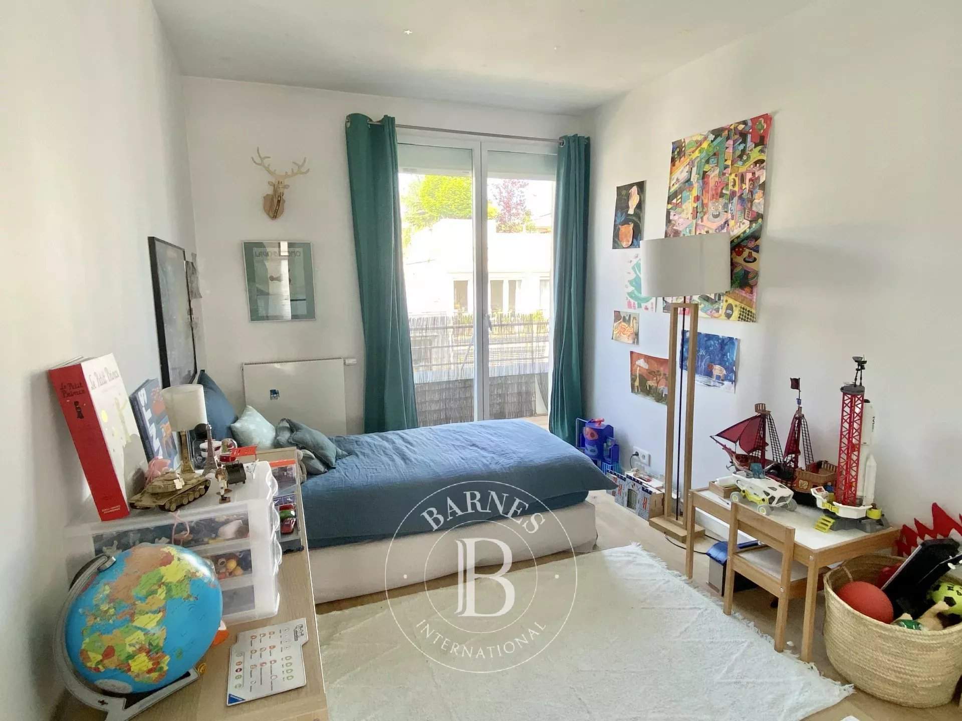 Suresnes  - Piso 4 Cuartos 3 Habitaciones - picture 12