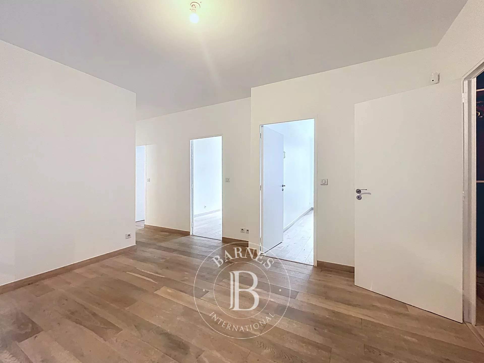 Sèvres  - Maison 6 Pi&egrave;ces 4 Chambres - picture 9