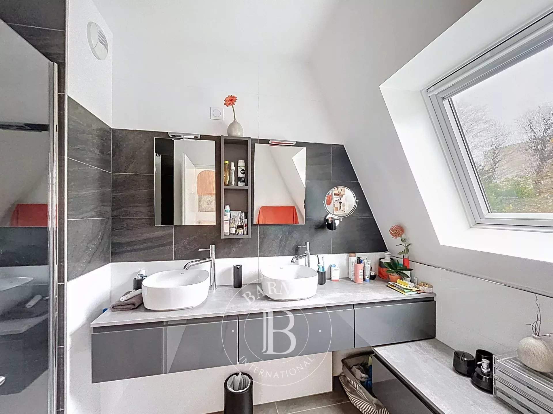 Suresnes  - House 4 Bedrooms - picture 6