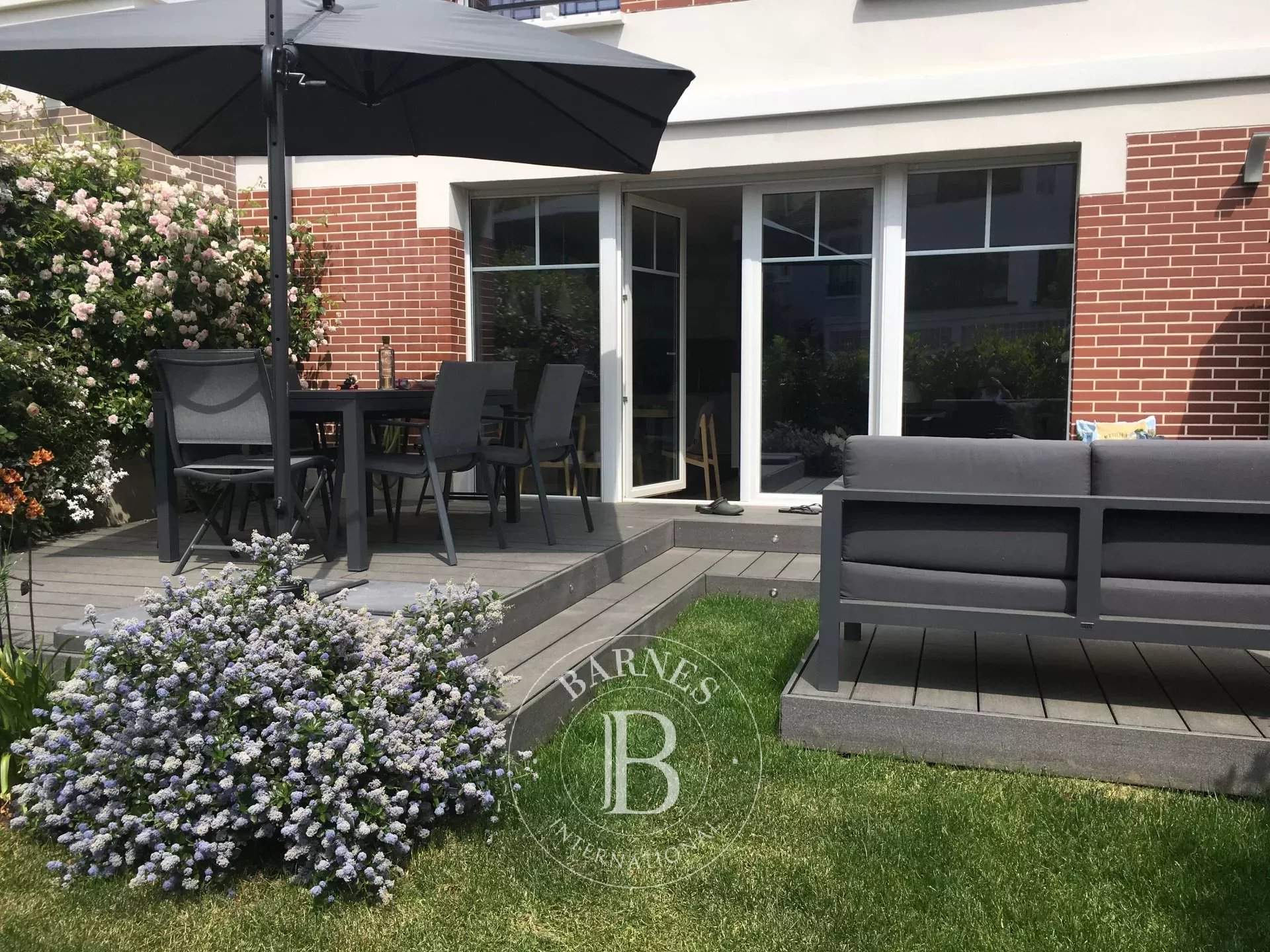 Suresnes  - House 4 Bedrooms - picture 11