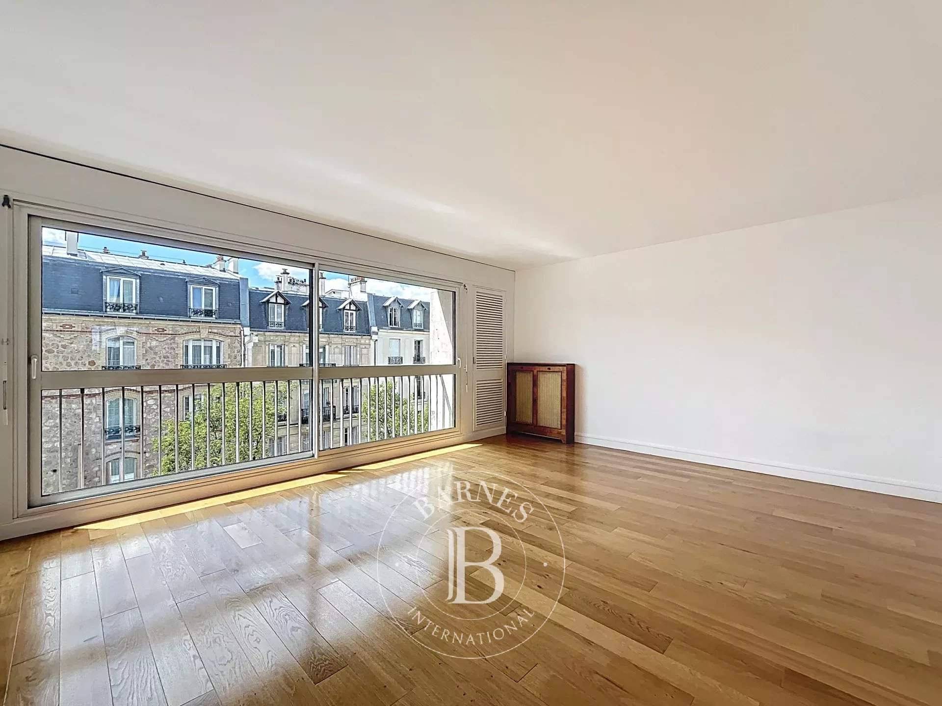 Garches  - Apartment 2 Bedrooms - picture 1