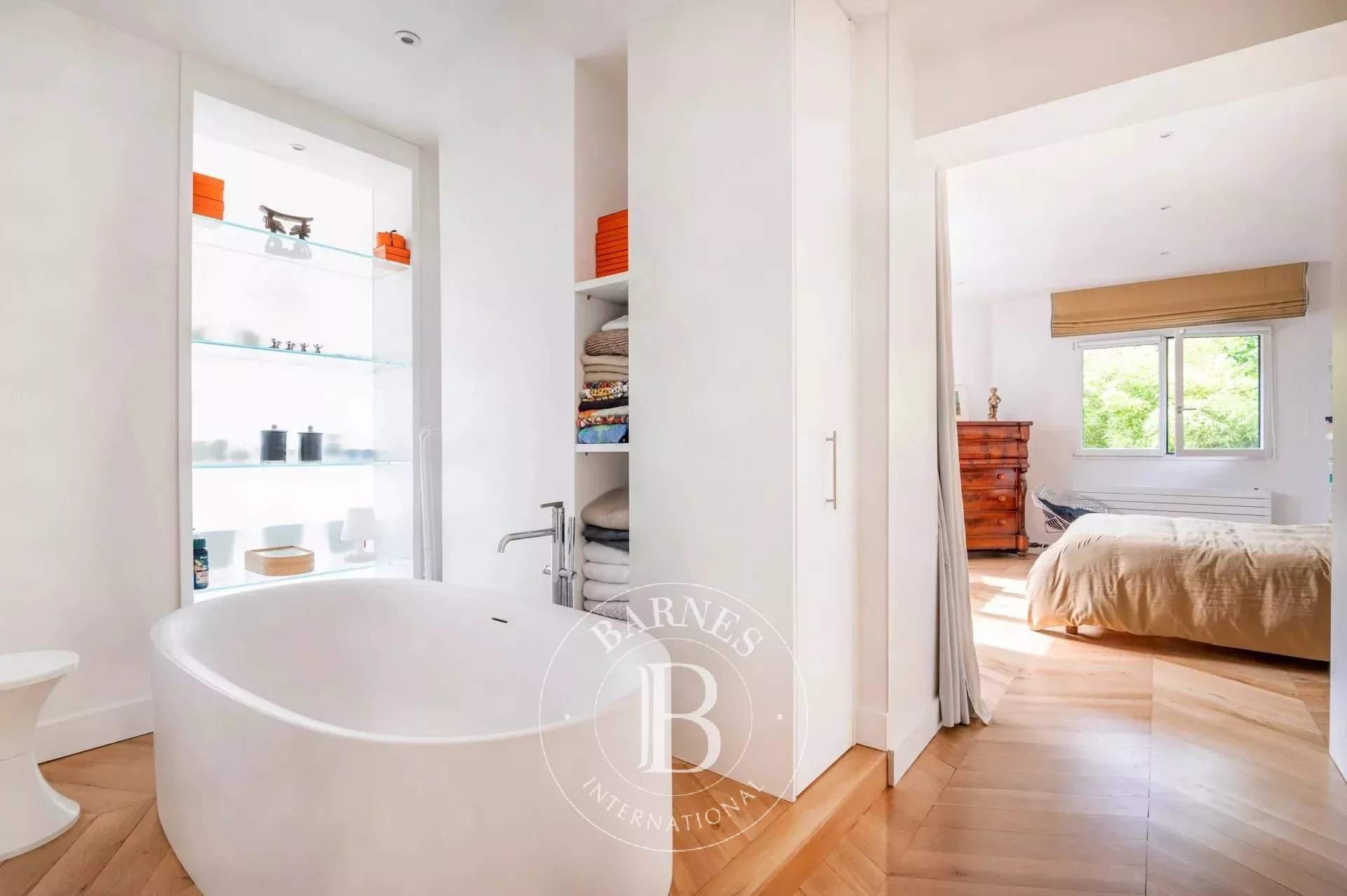 Saint-Cloud  - Piso 4 Cuartos 3 Habitaciones - picture 12