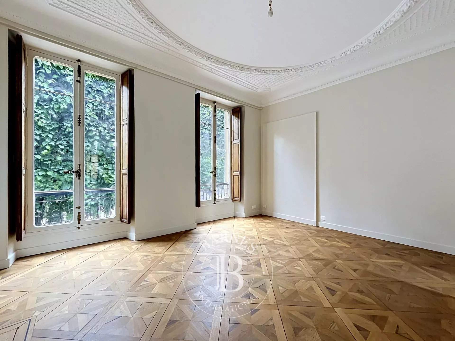 Versailles  - Piso 3 Cuartos, 1 Habitacion - picture 3