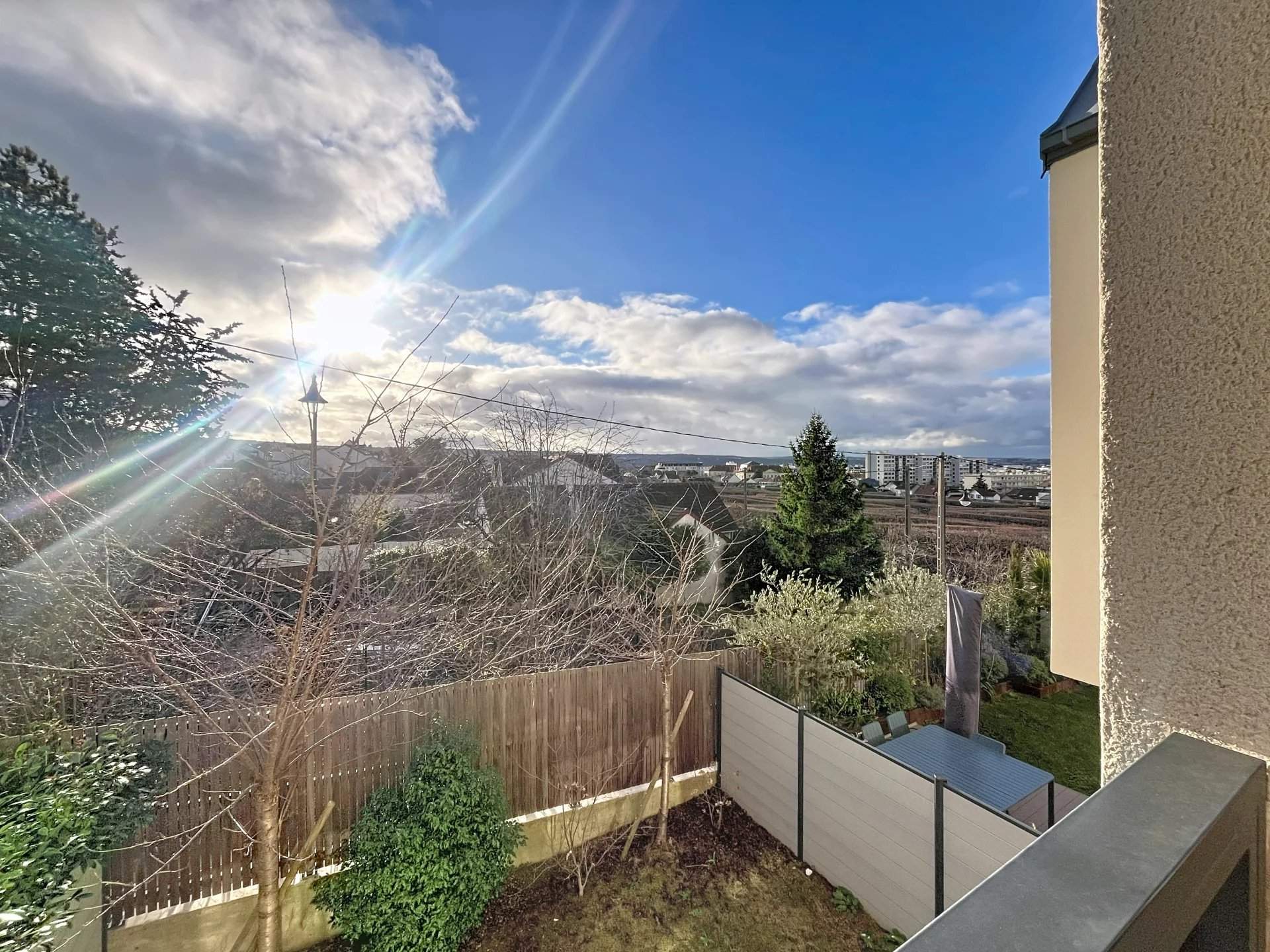 Rueil-Malmaison  - House 2 Bedrooms - picture 11