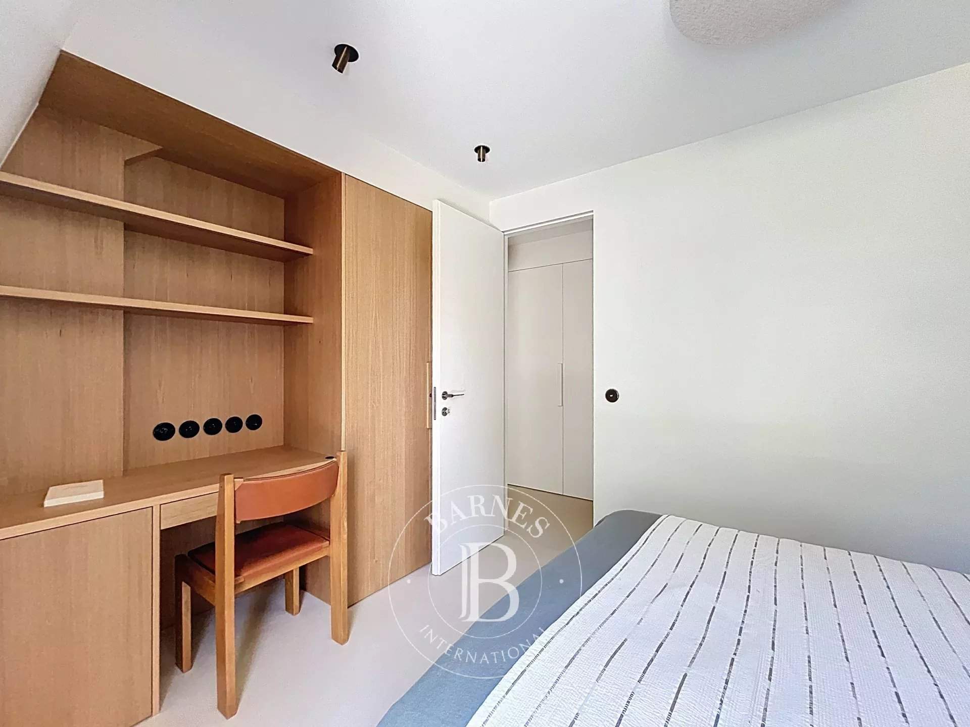 Garches  - Apartment 3 Bedrooms - picture 17