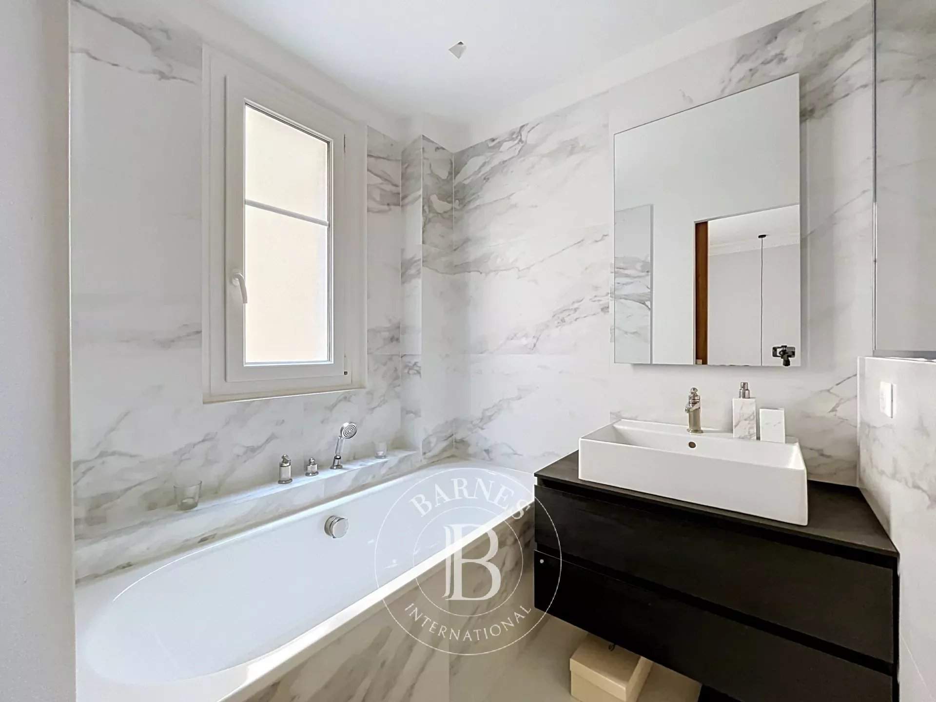 Boulogne-Billancourt  - Piso 3 Cuartos 2 Habitaciones - picture 9