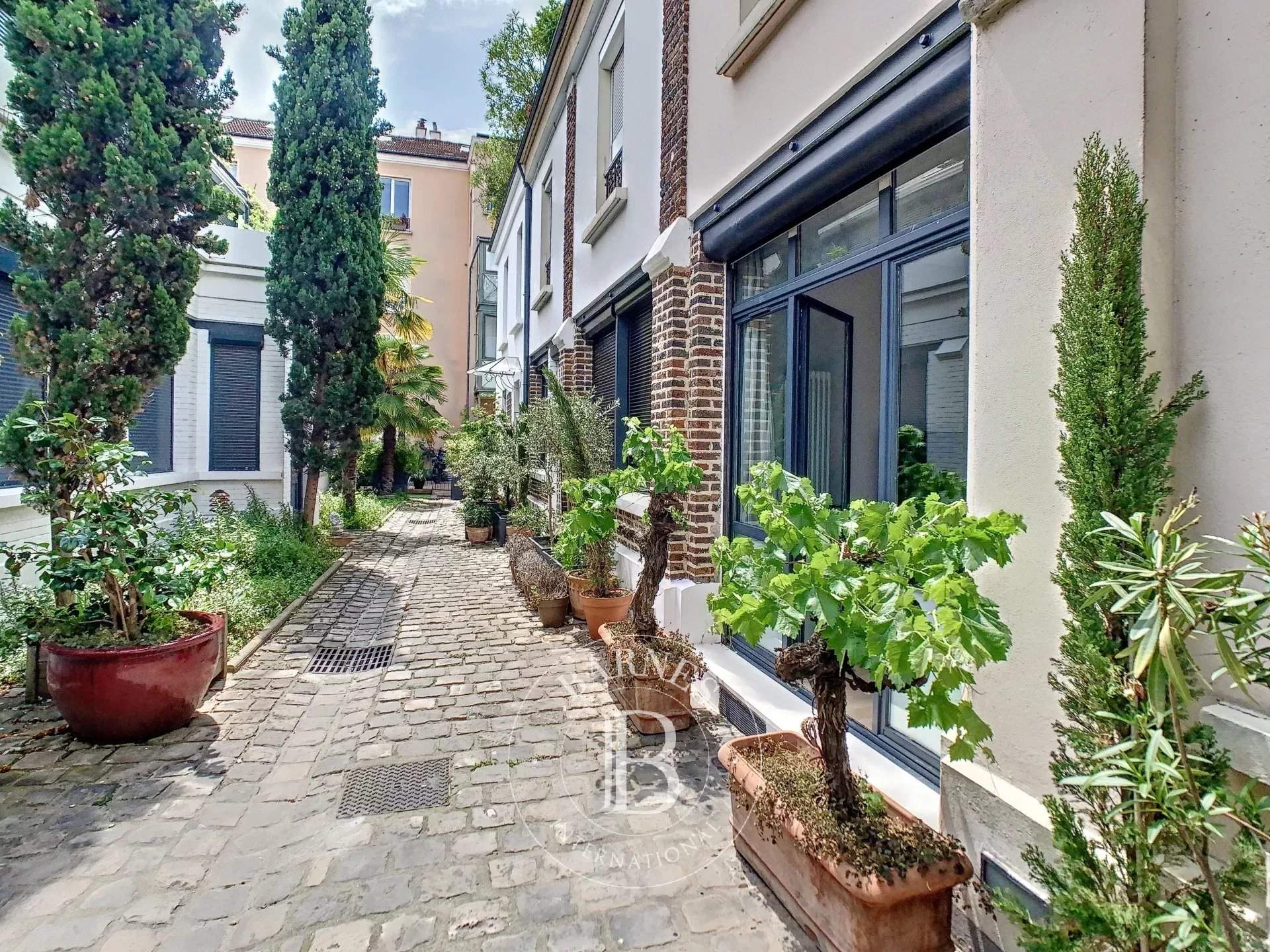 Boulogne-Billancourt  - Piso 7 Cuartos 5 Habitaciones - picture 1