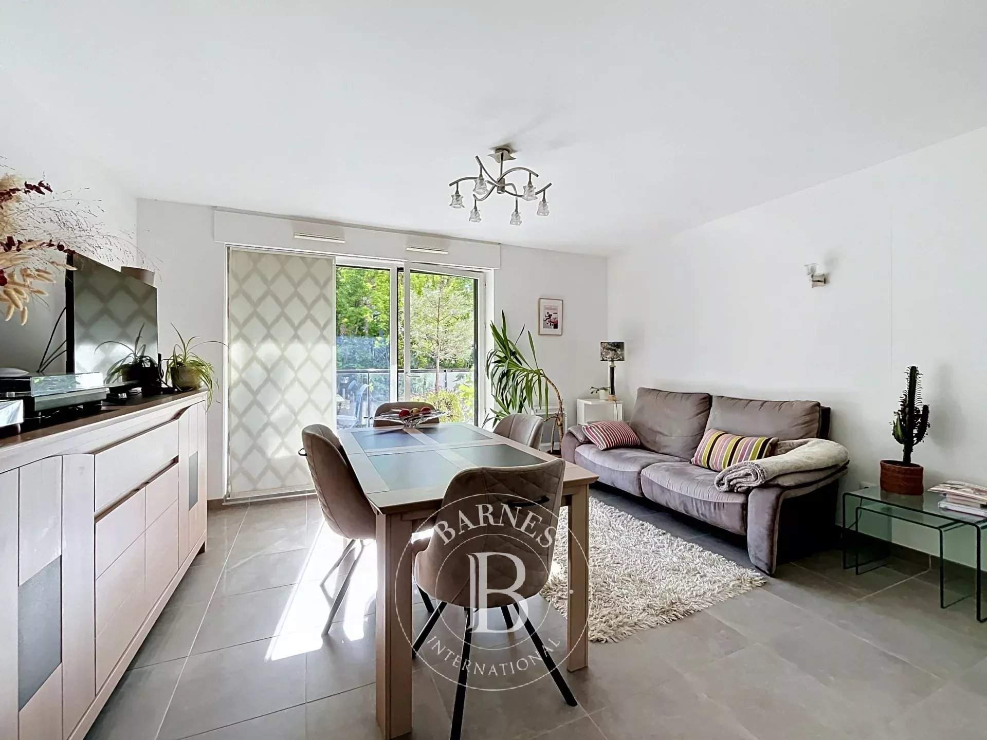 Saint-Cloud  - Apartment 2 Bedrooms - picture 10