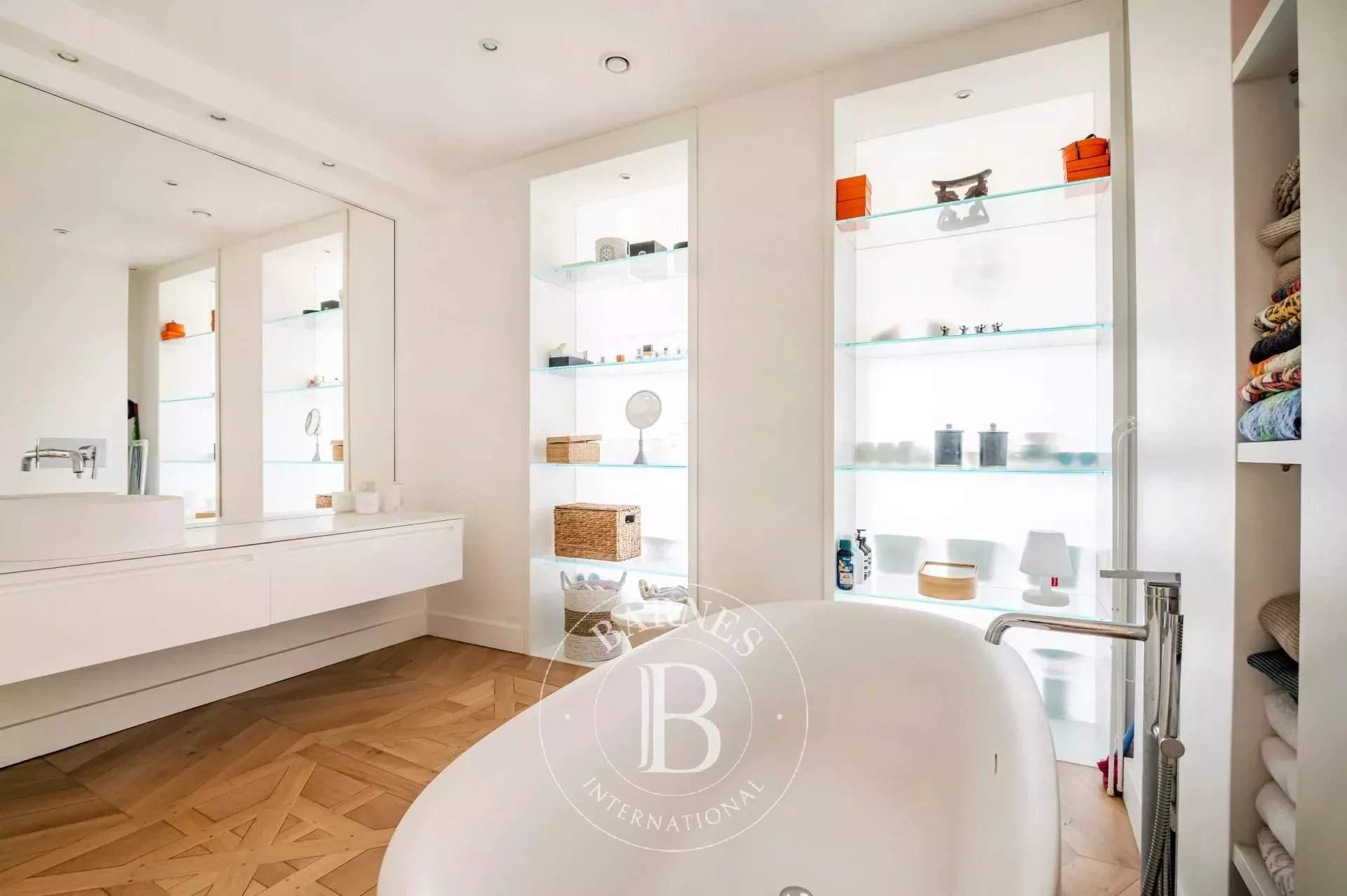 Saint-Cloud  - Piso 4 Cuartos 3 Habitaciones - picture 13