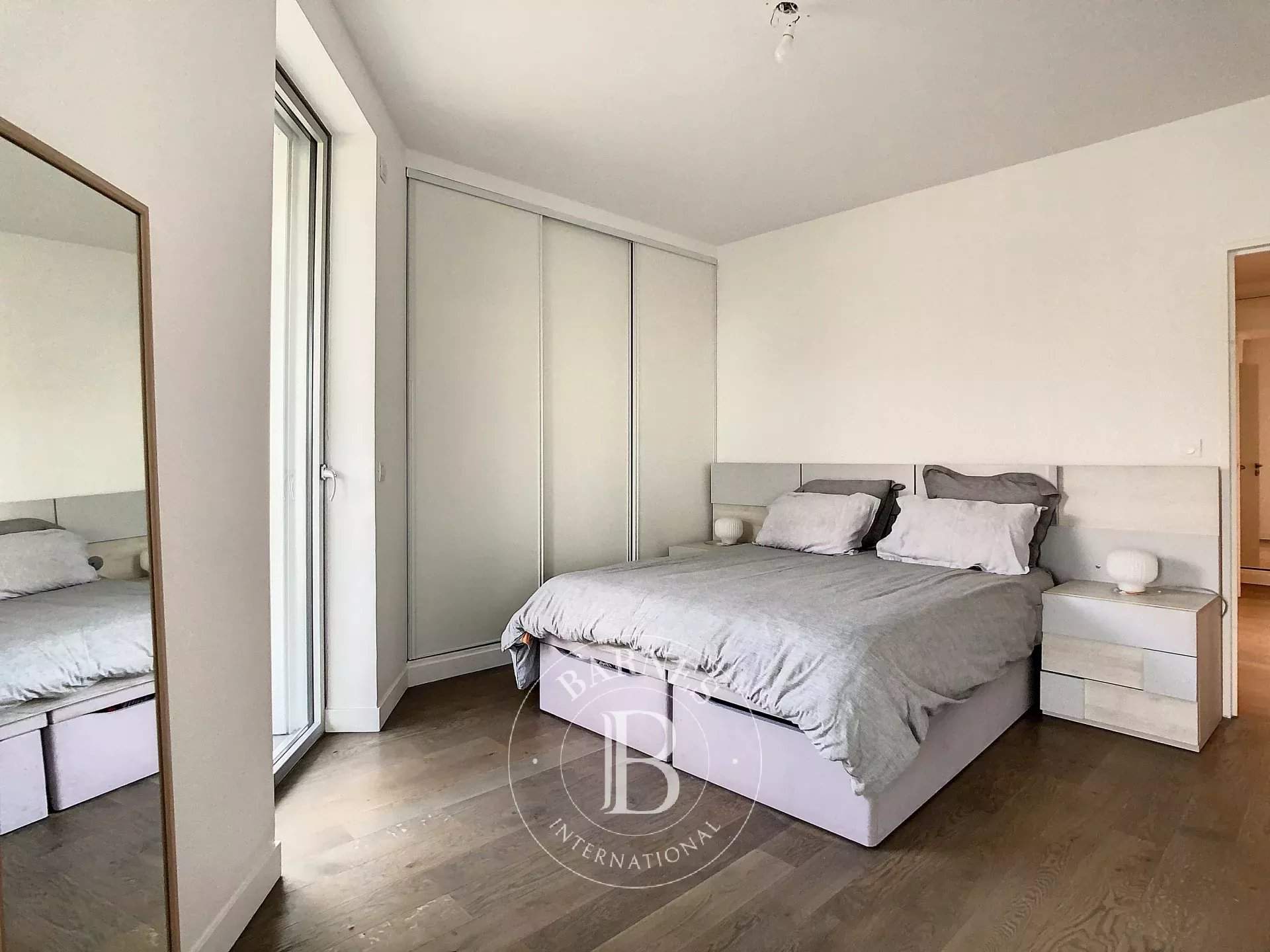 Boulogne-Billancourt  - Dúplex 5 Cuartos 4 Habitaciones - picture 6