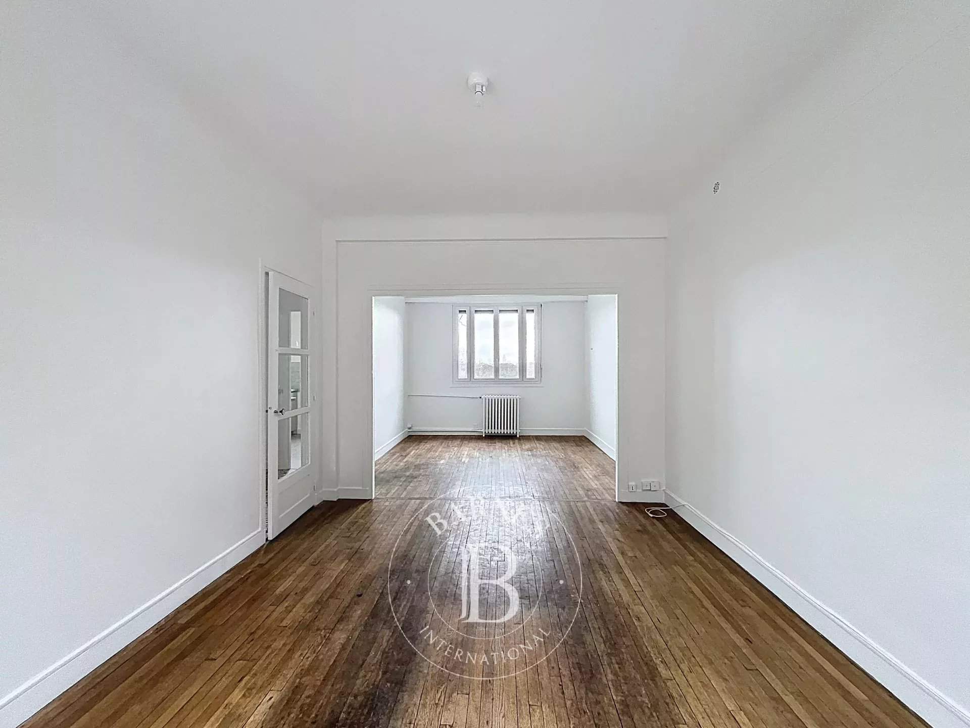 Saint-Cloud  - House 4 Bedrooms - picture 2