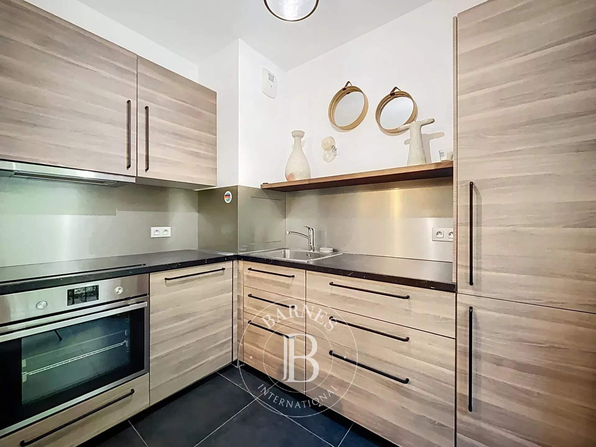 Boulogne-Billancourt  - Piso 2 Cuartos, 1 Habitacion - picture 2