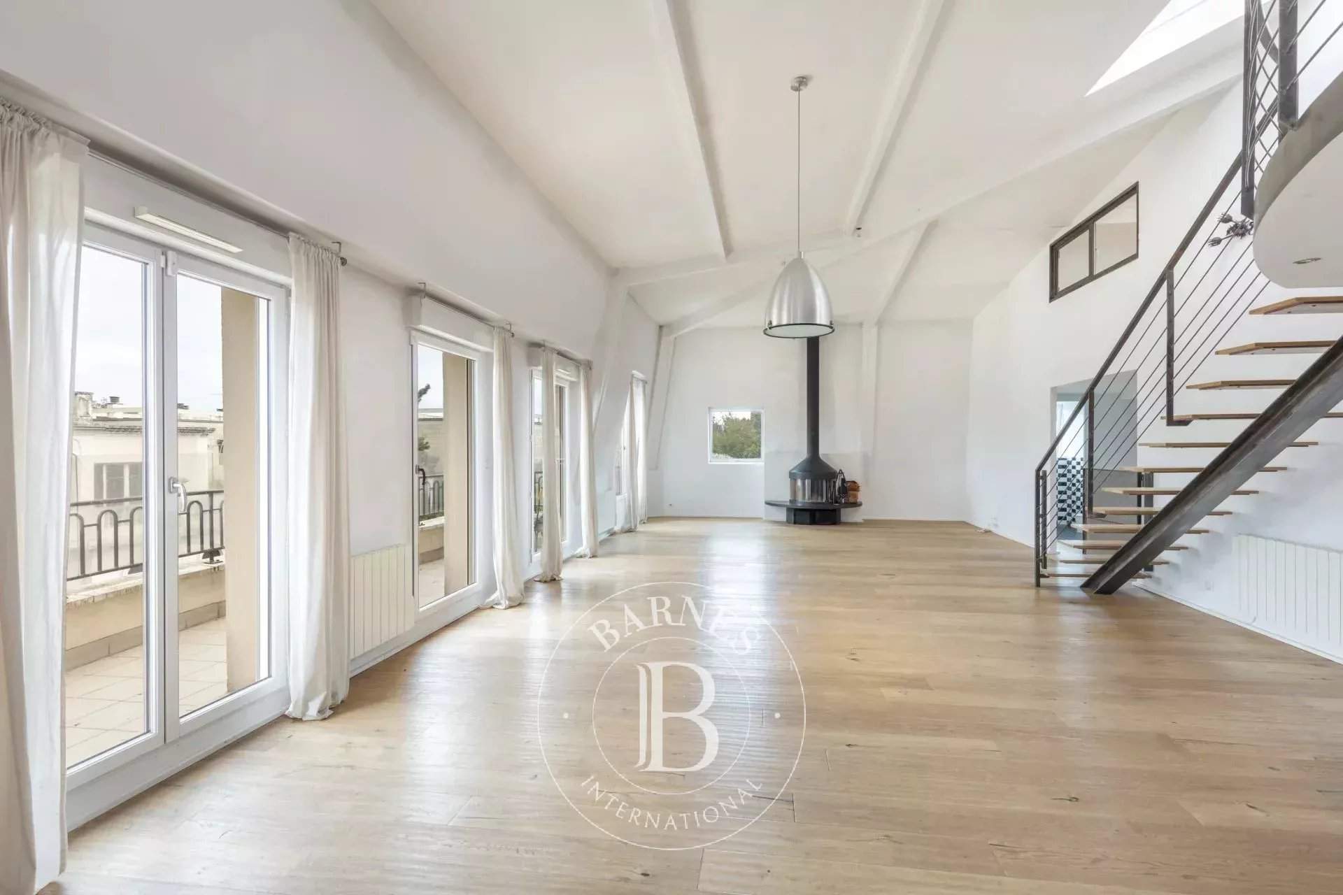 Saint-Cloud  - Apartment 4 Bedrooms - picture 1