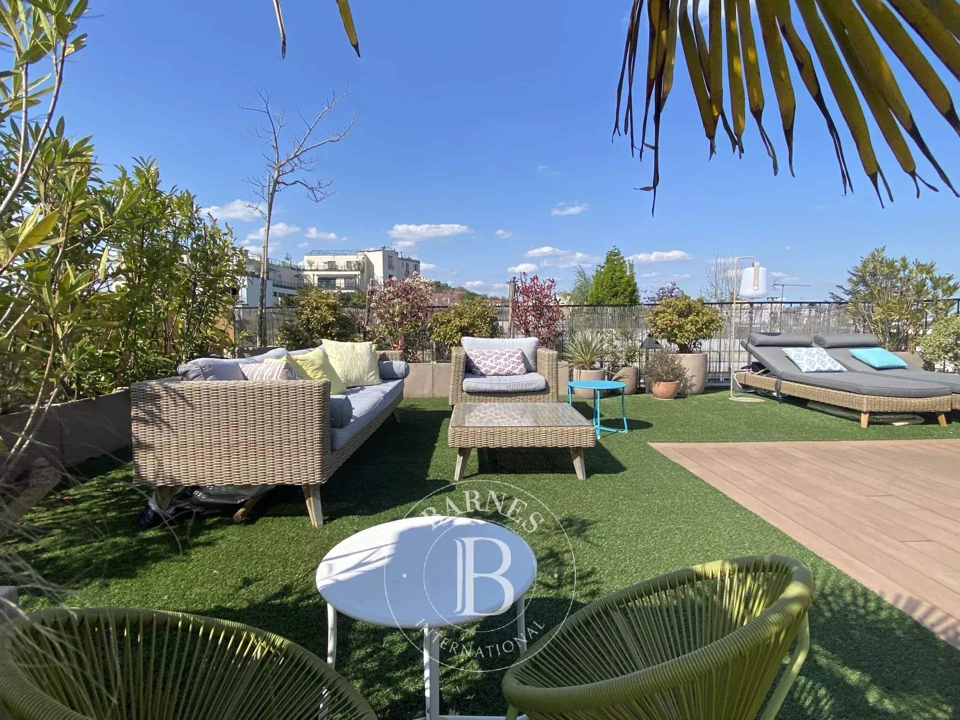 Suresnes  - Piso 4 Cuartos 3 Habitaciones - picture 5