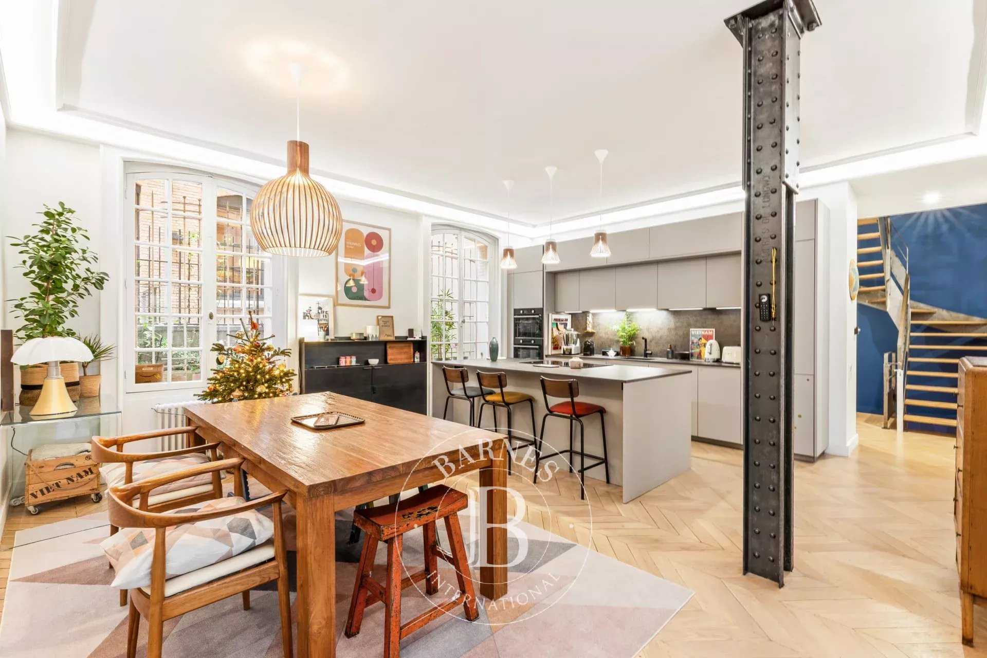 Paris  - Piso 7 Cuartos 5 Habitaciones