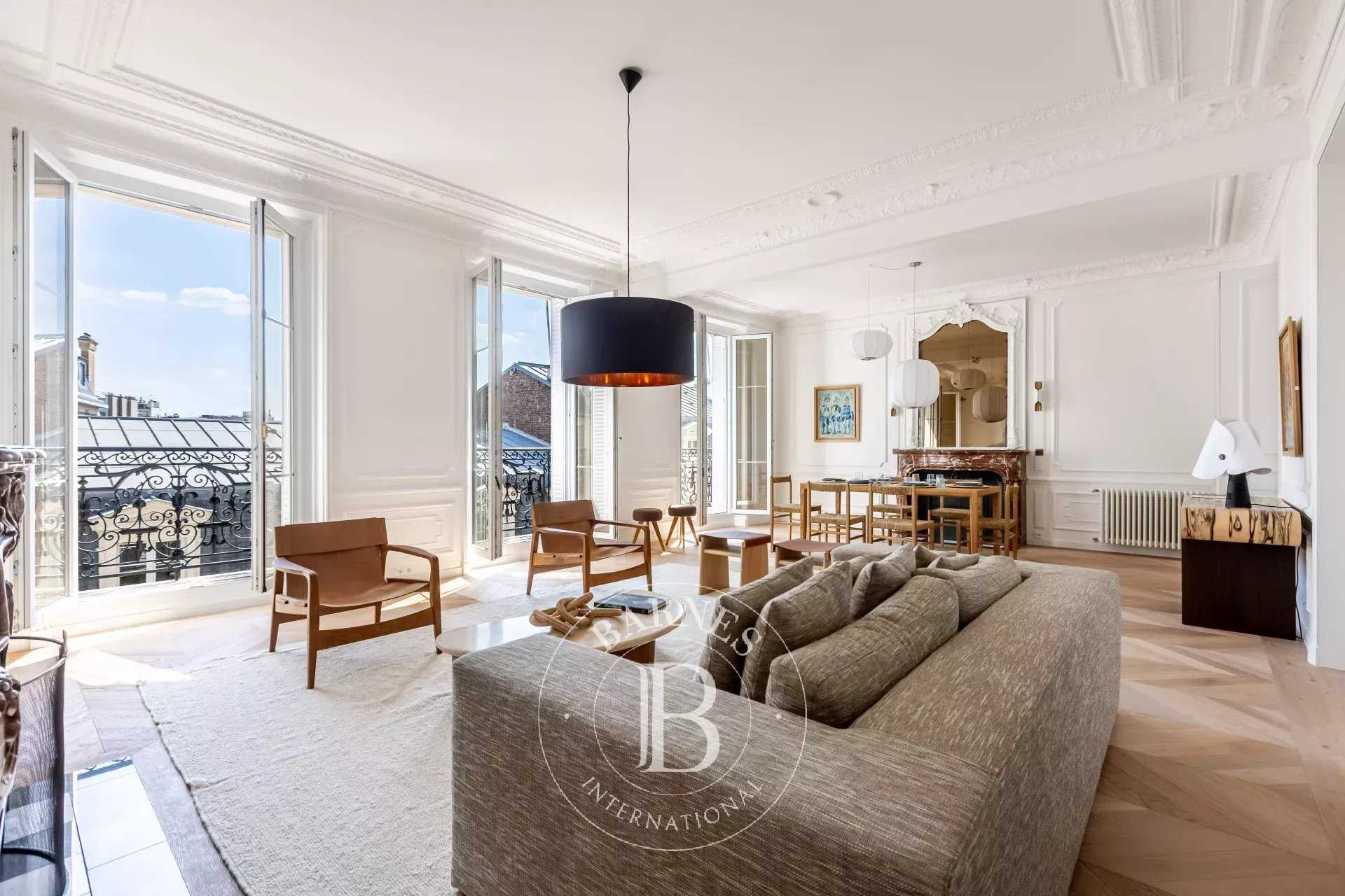 Paris  - Apartment 4 Bedrooms