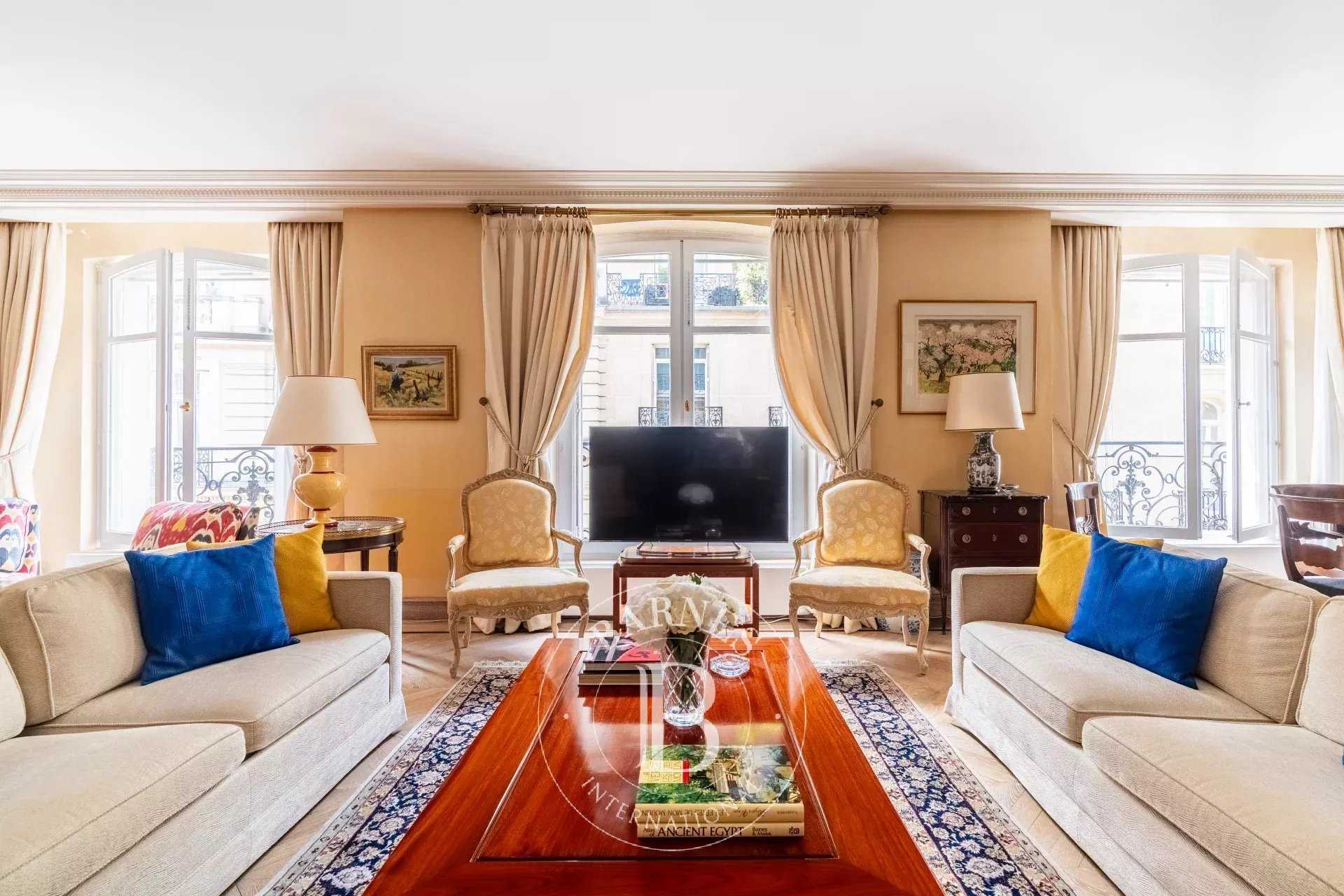 Paris  - Apartment 3 Bedrooms
