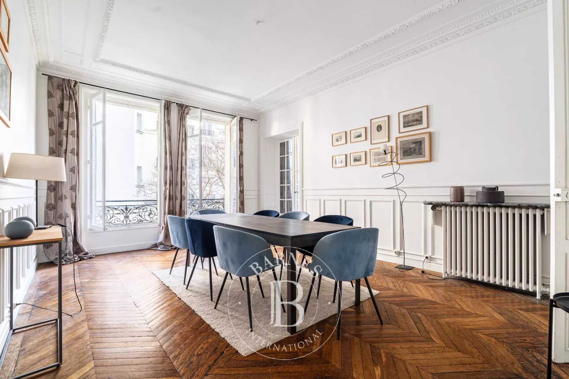 Paris  - Apartment 4 Bedrooms